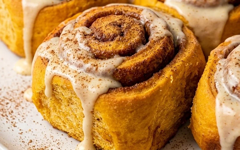 Pumpkin Cinnamon Rolls